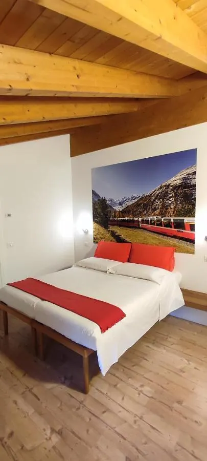 Bed and Breakfast Le Stanze Del Trenino Rosso Tirano Frühstückspension