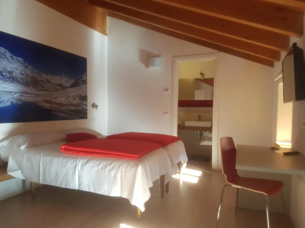 Frühstückspension Bed and Breakfast Le Stanze Del Trenino Rosso Tirano