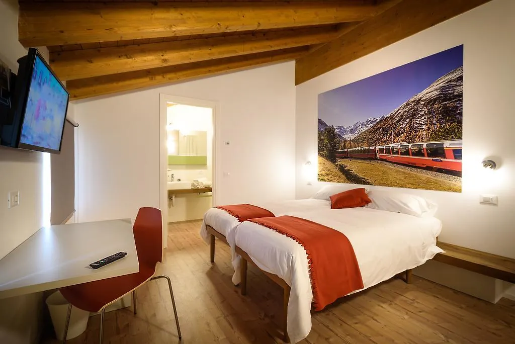 Bed and Breakfast Le Stanze Del Trenino Rosso Tirano Frühstückspension