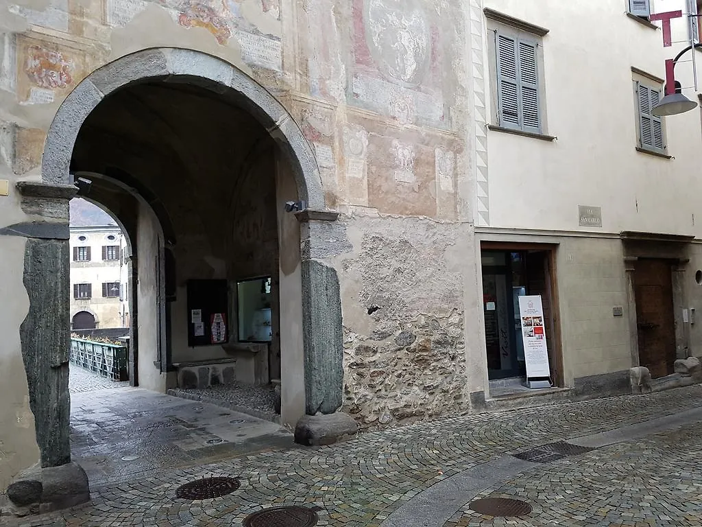 Bed and Breakfast Le Stanze Del Trenino Rosso Tirano 2*,  Italien
